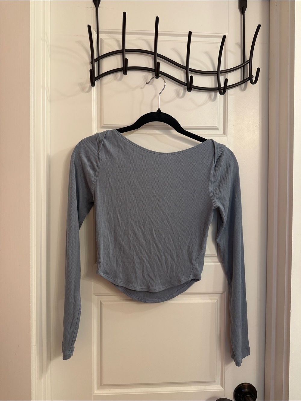 Lululemon boat neck blue cross back long sleeve size 2